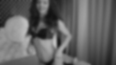 Caucasian Escort in Chesapeake Virginia