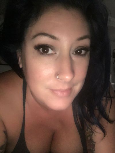 Super Busty Escort in Saint Paul Minnesota